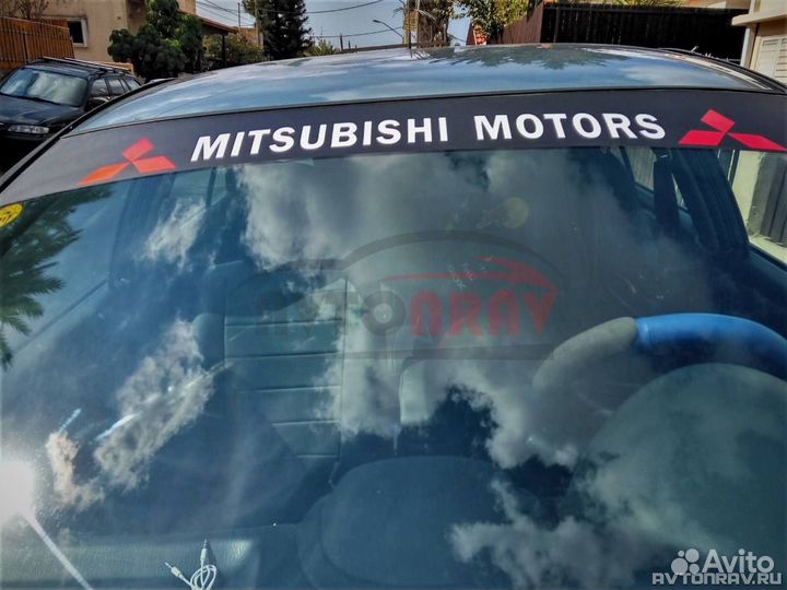 Наклейка на лобовое стекло Mitsubishi Motors
