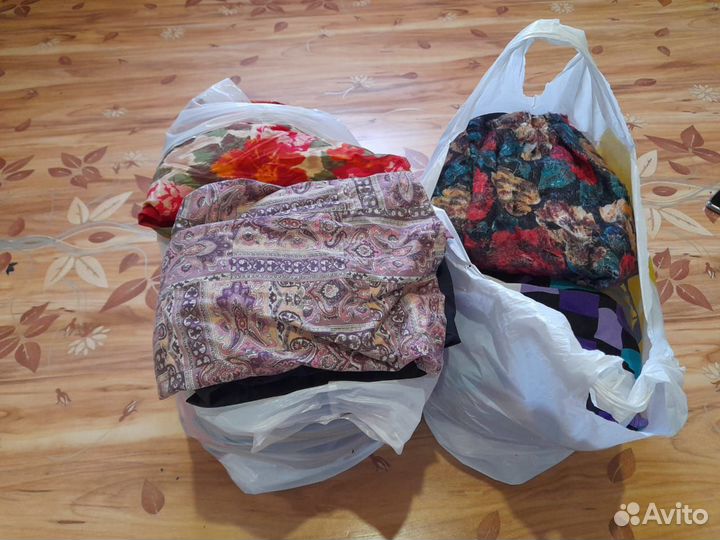 Вещи женские пакетом 42р