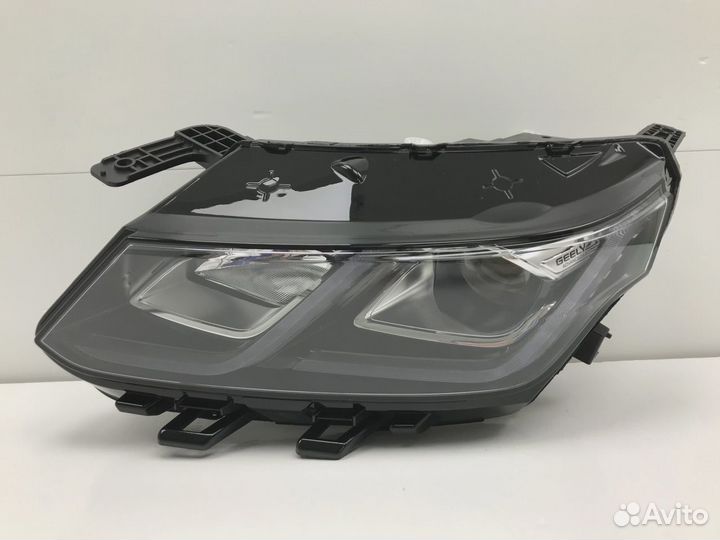 Фара левая Geely Coolray SX11