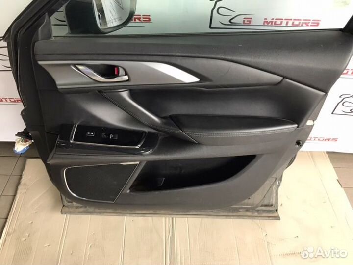 Обшивка боковой двери передняя правая Mazda Cx 9