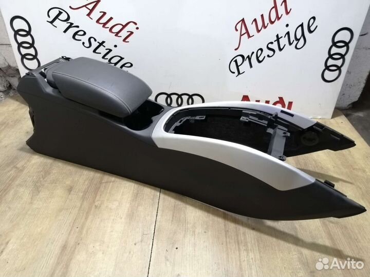 Консоль центральная audi q5 8r