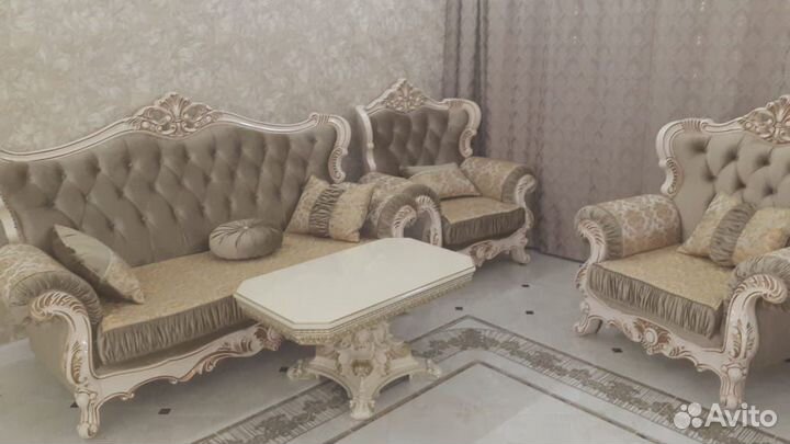 Диван и 2 кресла « Барокко» орех