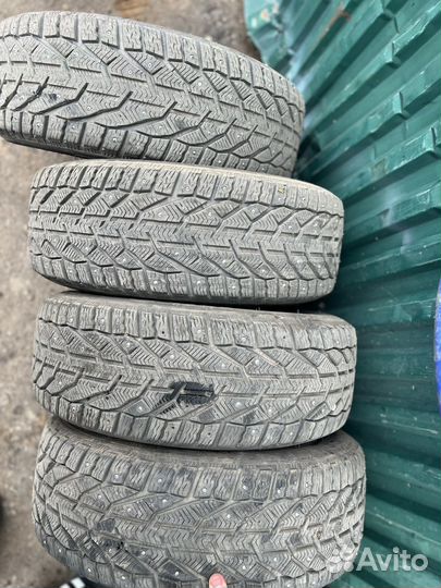 Зимние колеса 225/50 r17