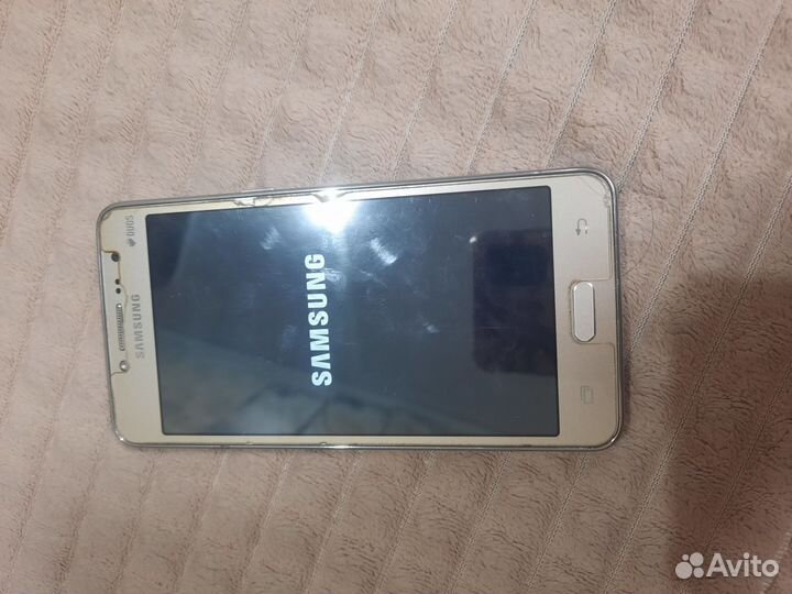 Samsung Galaxy J5 (2016), 2/16 ГБ