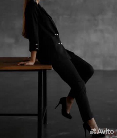 Костюм брючный