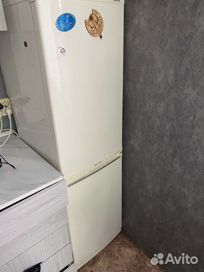 Холодильник бу