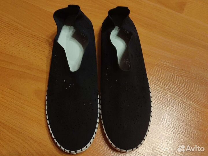 Слипоны. Размер 41.Новые
