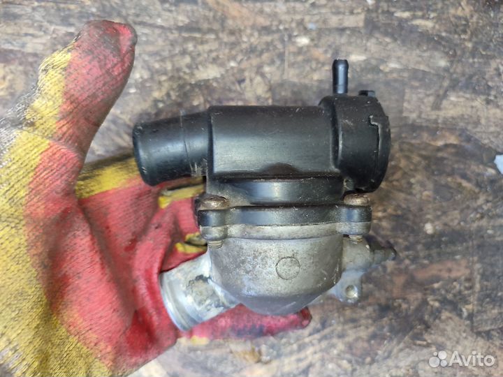 Zzr400 90-92 термостат в сборе с корпусом