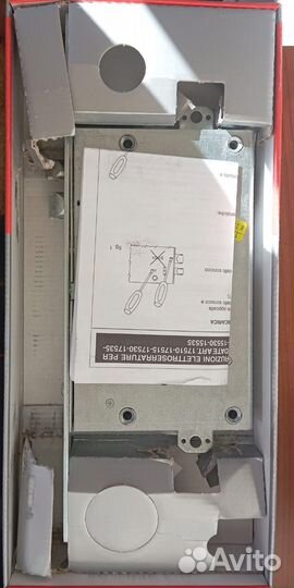 Электромеханическай замок cisa