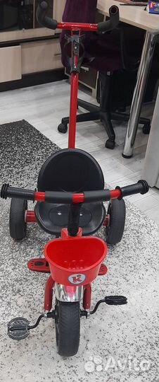 Трехколесный велосипед