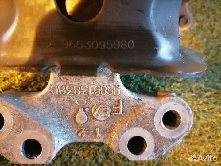 Опора двигателя (подушка двс) правая 9653095980 Pe