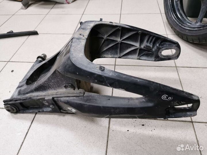 Маятник Yamaha FZ8