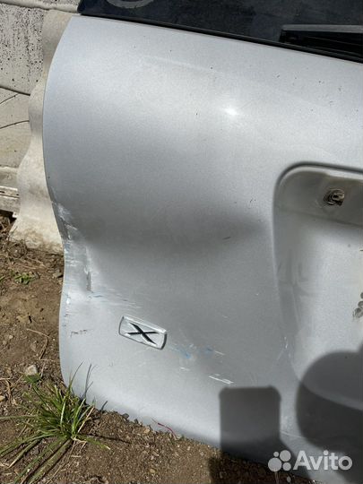 Дверь багажника toyota corolla fielder 121