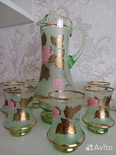 Сервиз (кувшин со стаканчиками)