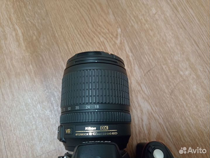 Зеркалка nikon d3300 с объективом 18-105