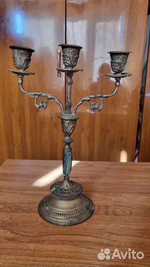 Старинный бронзовый подсвечник