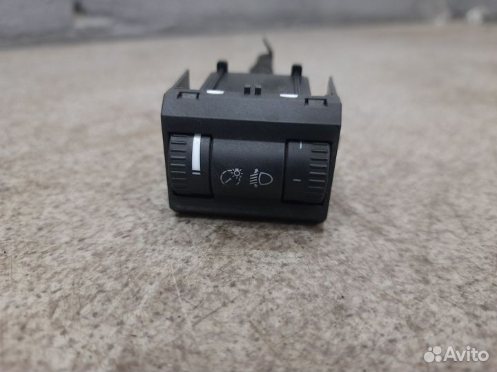 Регулировка яркости для Skoda Octavia A5