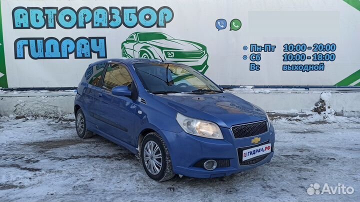 Обшивка кузова правая Chevrolet Aveo T250 96859558