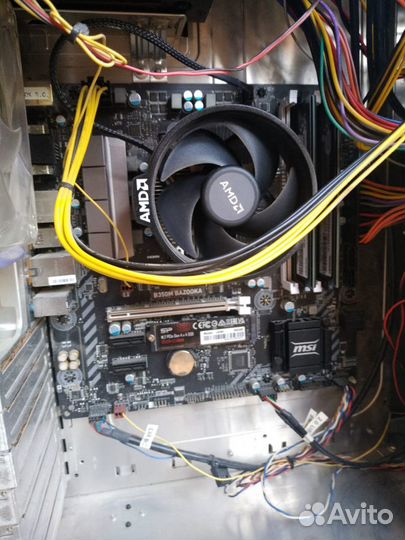 Компьютер AMD R5 3400G с диском M.2, без монитора