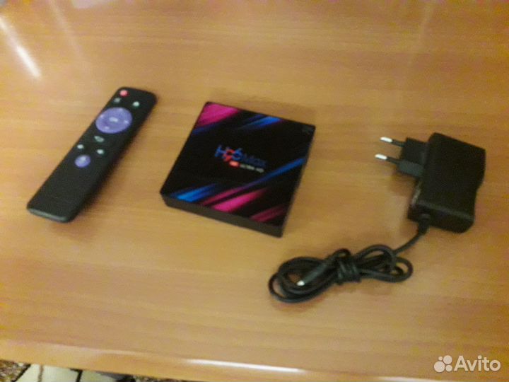 Тв приставка Android SMART TV H96 MAX