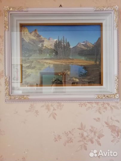 Картина под стеклом