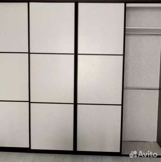 Шкаф купе зеркальный