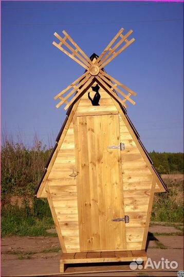 Уличный туалет деревянный