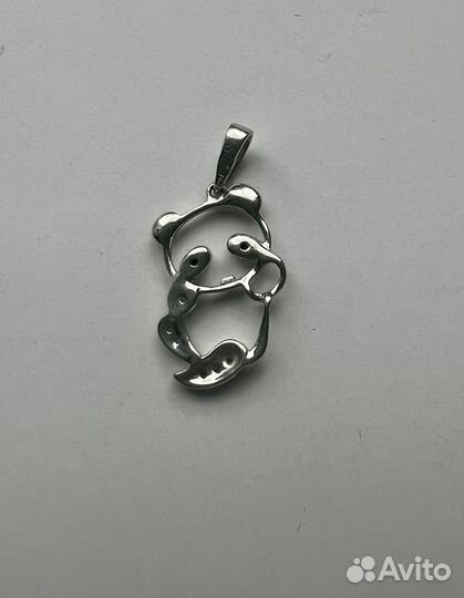 Подвеска панда б. золото, черн. и бел. бриллианты