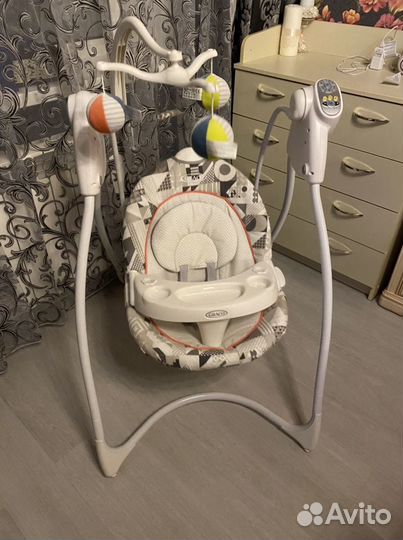 Детские электрокачели Graco Lovin Hug