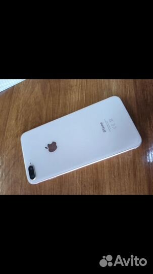 iPhone 8 Plus, 64 ГБ