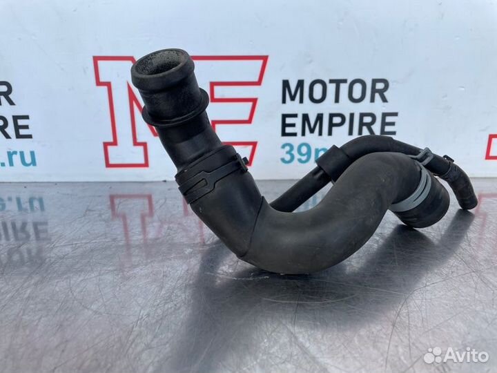 Патрубок охлаждения Skoda Fabia 5J 1.2 BBM 2008