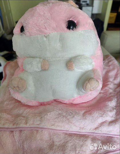 Мягкая игрушка с пледом