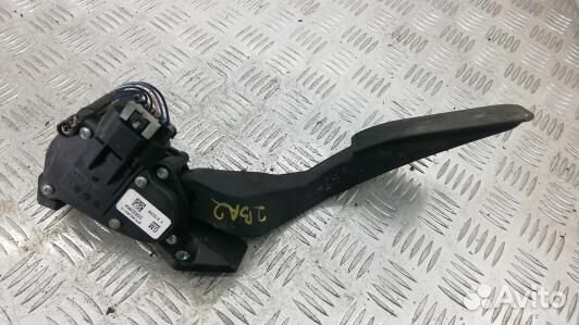 Педаль газа cadillac escalade 3 (2BA02NW01)