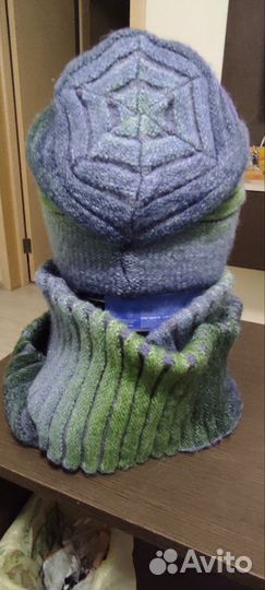 Комплект шапка и снуд женский
