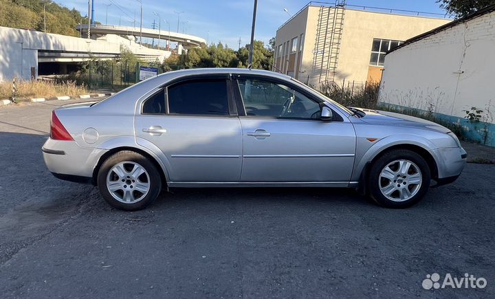 Ford Mondeo 2.0 МТ, 2001, 304 800 км