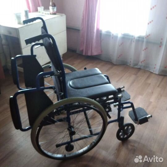 Инвалидная коляска новая