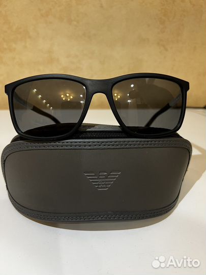 Очки солнечные Emporio Armani EA4058