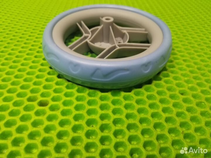 Колесо на кукольную коляску, новое