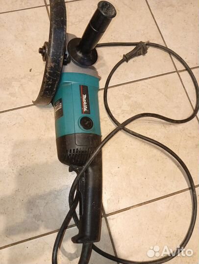 Ушм болгарка makita 230 9069