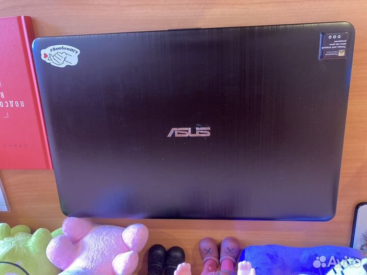 Ноутбук asus vivobook