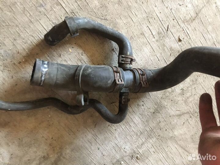 Патрубок системы охлаждени Skoda a5