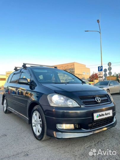 Toyota Ipsum 2.4 AT, 2003, 244 000 км