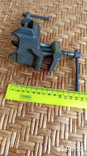 Тиски слесарные СССР мини с наковальней