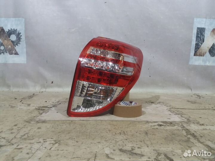 Тойота Рав 4 2010- Фонарь правый 27104