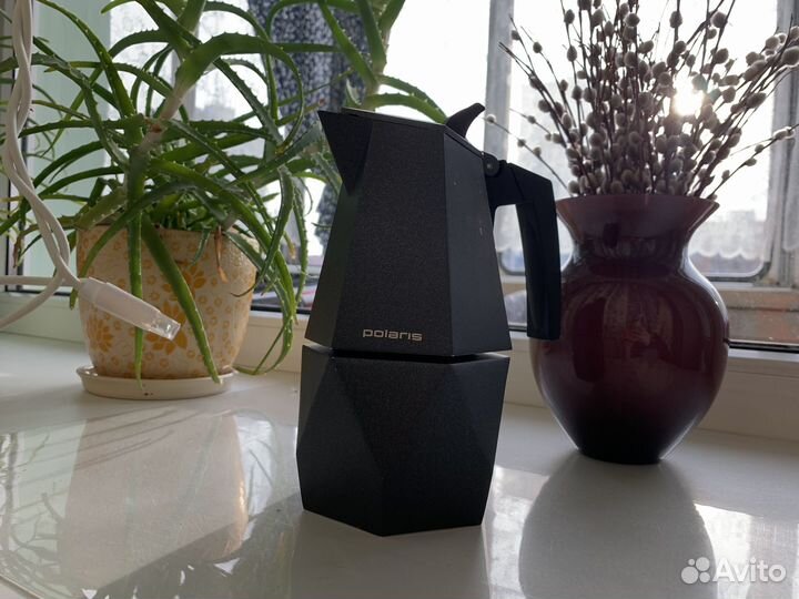 Гейзерная кофеварка Polaris Kontur-4C 200 мл