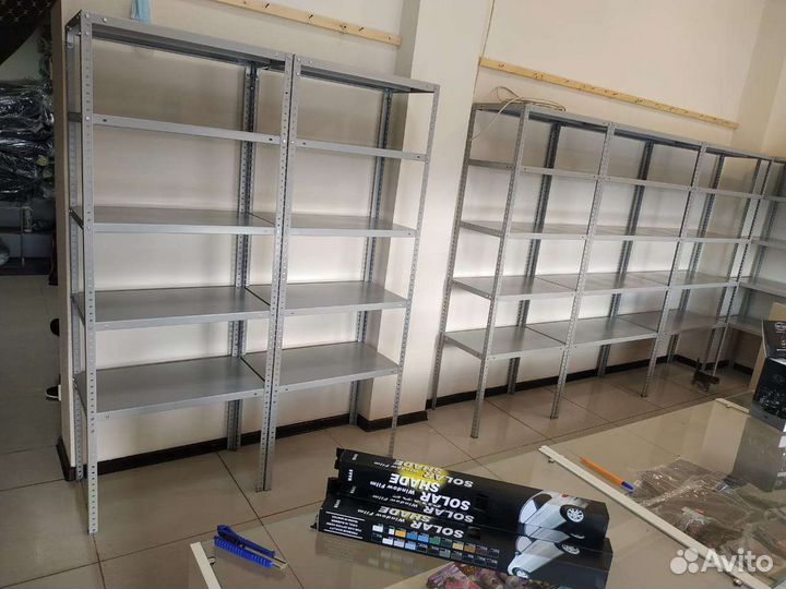 Металлические стеллажи полки