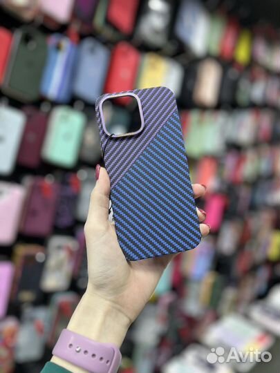 Карбоновые чехлы для iPhone