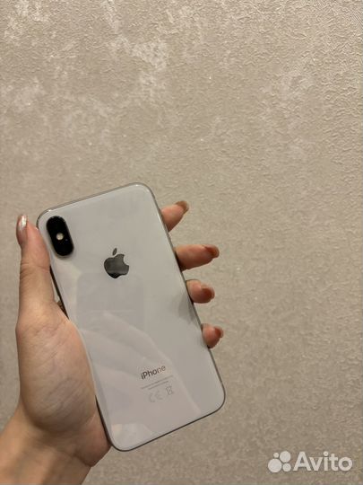 iPhone X, 64 ГБ