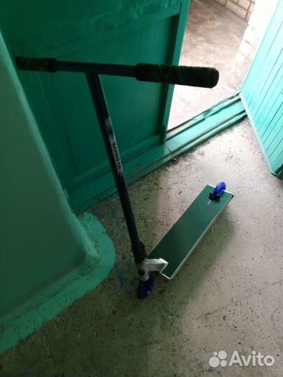 Продам трюковой самокат