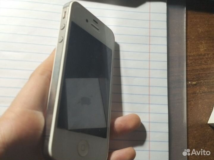iPhone 4S, 16 ГБ
